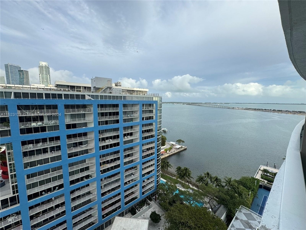 2101 Brickell Ave - Photo 7