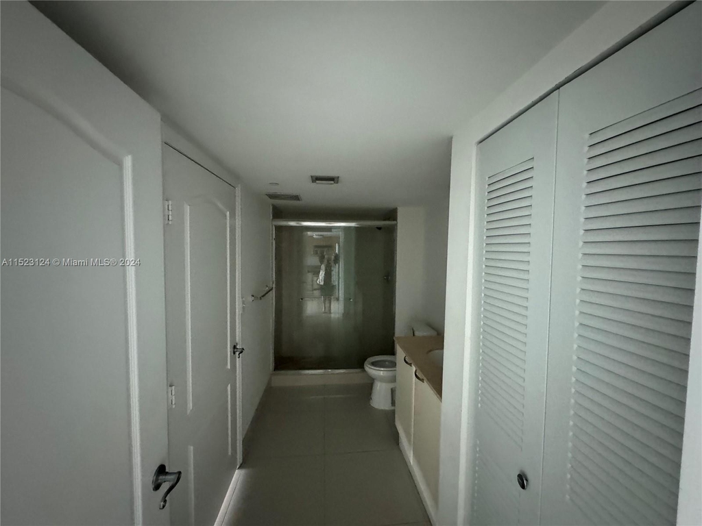 2101 Brickell Ave - Photo 5