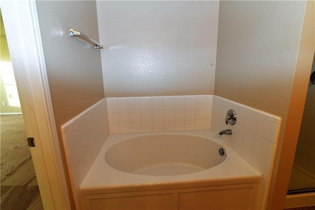 1011 Chelsea Lane - Photo 8