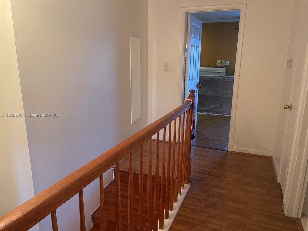 59 Canterbury Ln - Photo 1