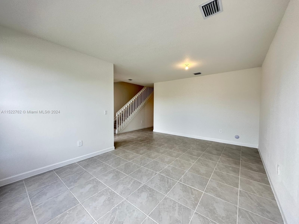 26476 Sw 148 Ct - Photo 9