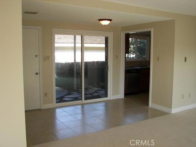 23055 Nadine Circle - Photo 3