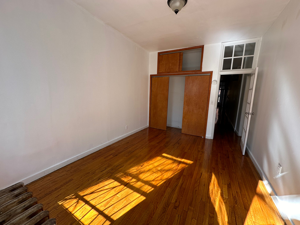 122 Bergen Street - Photo 9