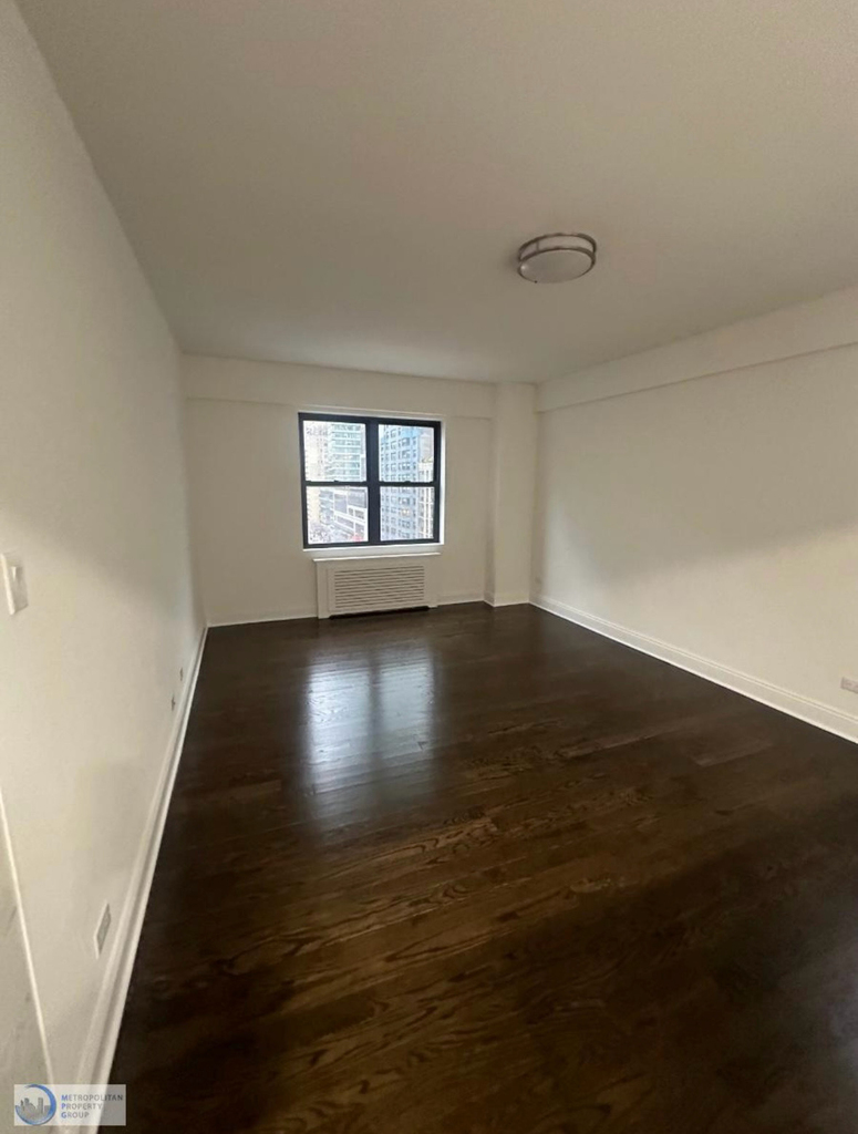 157 East 57th Street - Photo 9