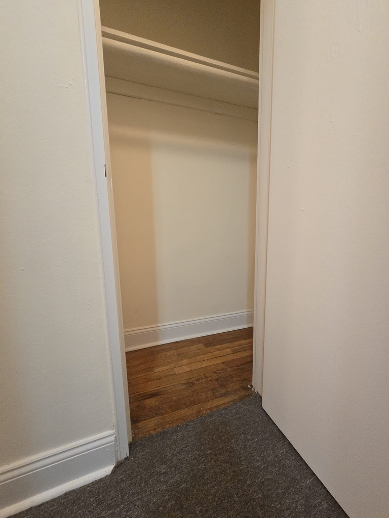 3323 Nostrand Avenue - Photo 11