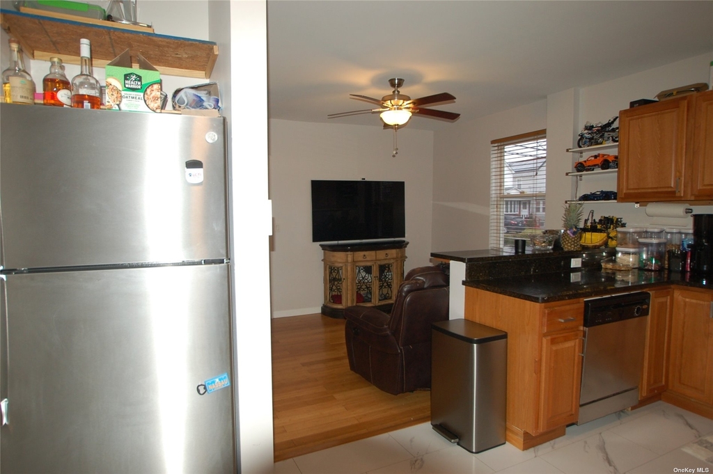 46 Lewis Avenue - Photo 8