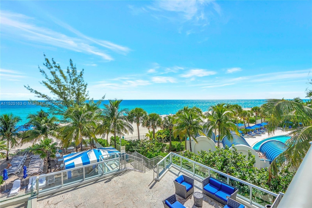 18683 Collins Ave - Photo 8