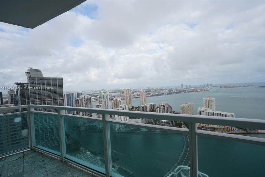 950 Brickell Bay Dr - Photo 16