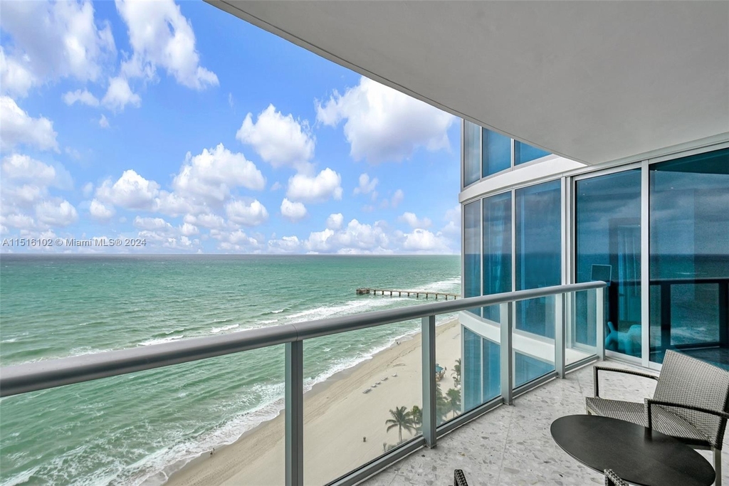 17001 Collins Ave - Photo 7