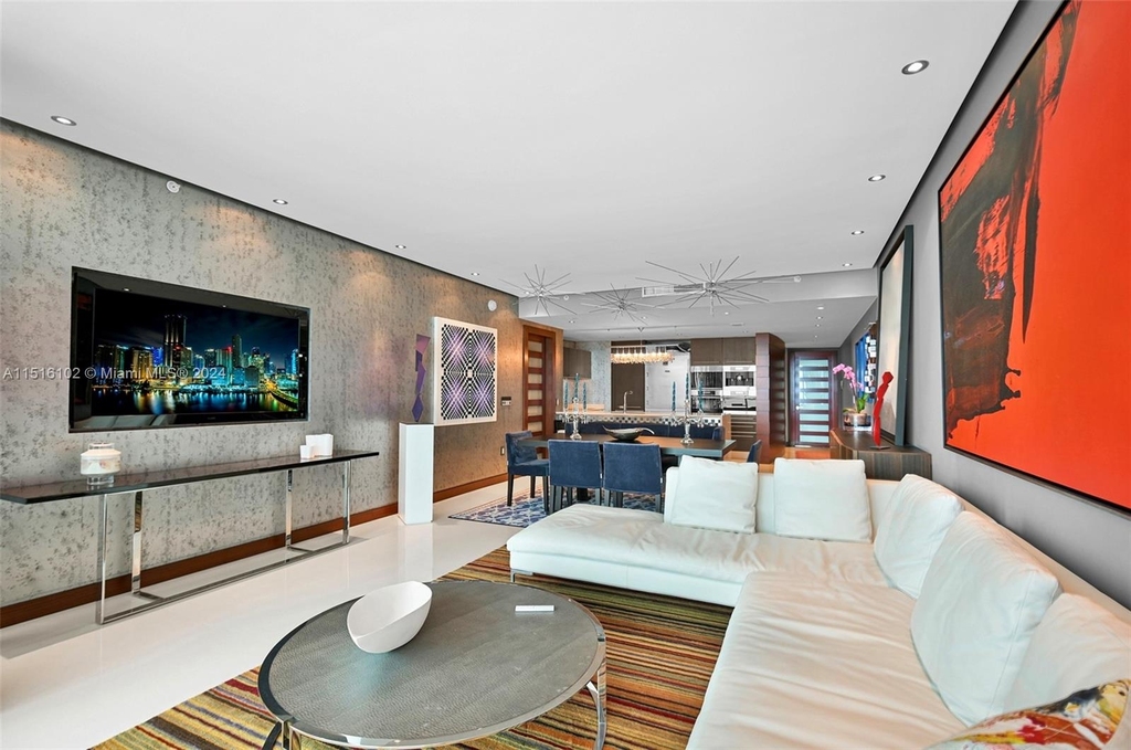 17001 Collins Ave - Photo 3