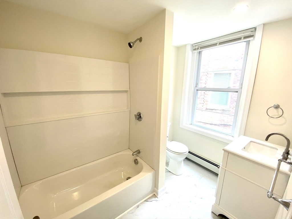 866 Huntington Avenue - Photo 10