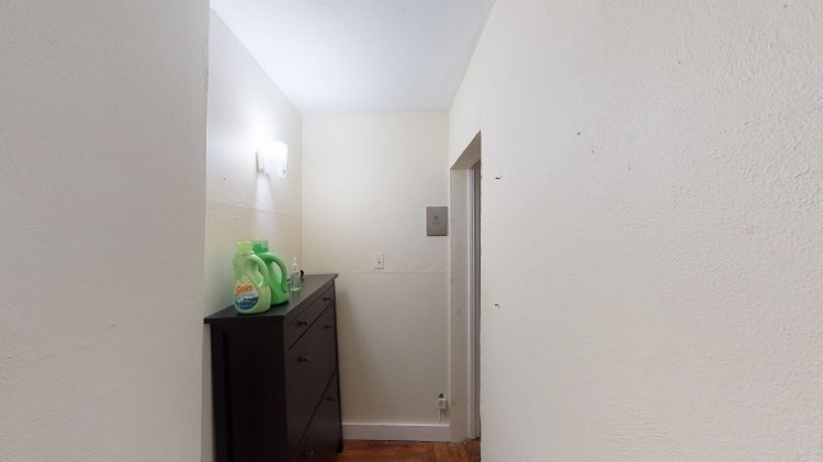 205 Beacon - Photo 13