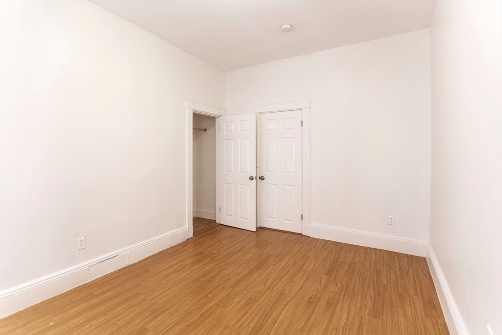 866 Huntington Avenue - Photo 14