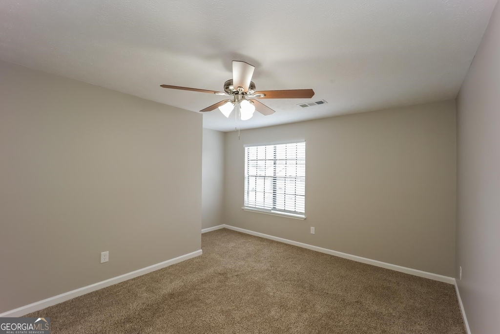 702 Durham Crossing - Photo 9