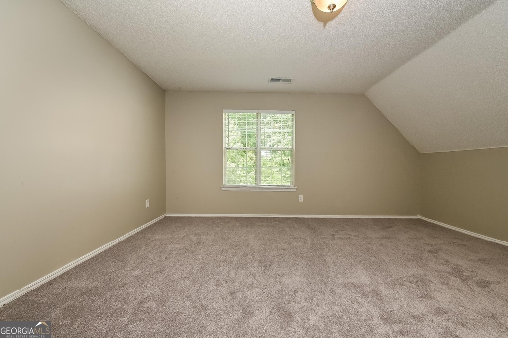 6089 Giles Court - Photo 12