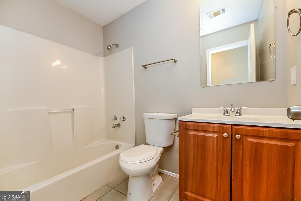 6089 Giles Court - Photo 13