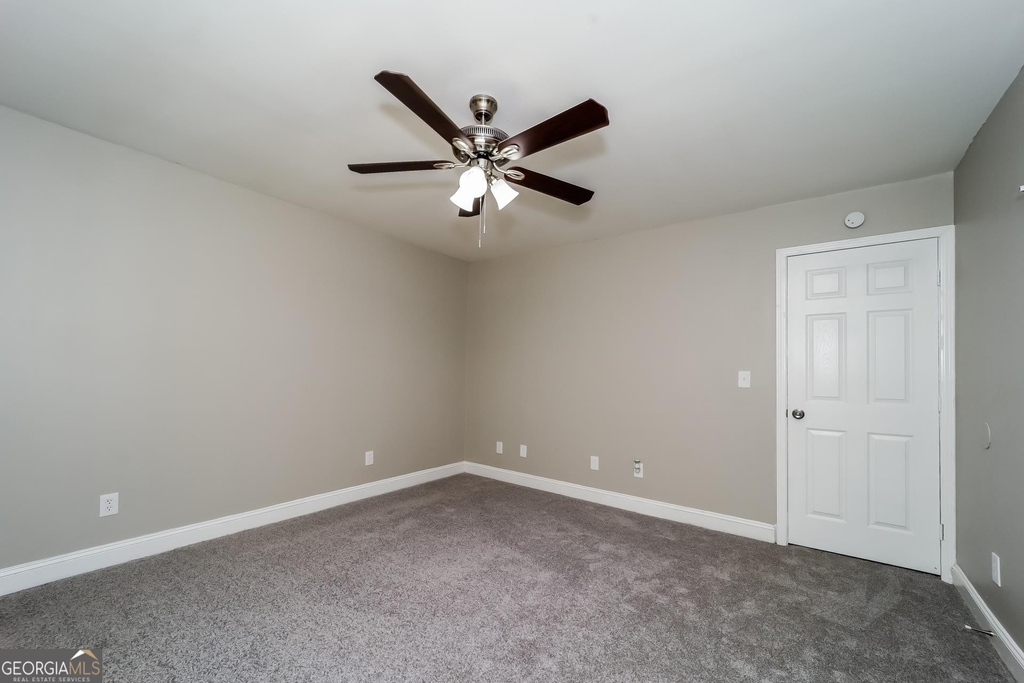 2777 Stardust Court - Photo 6