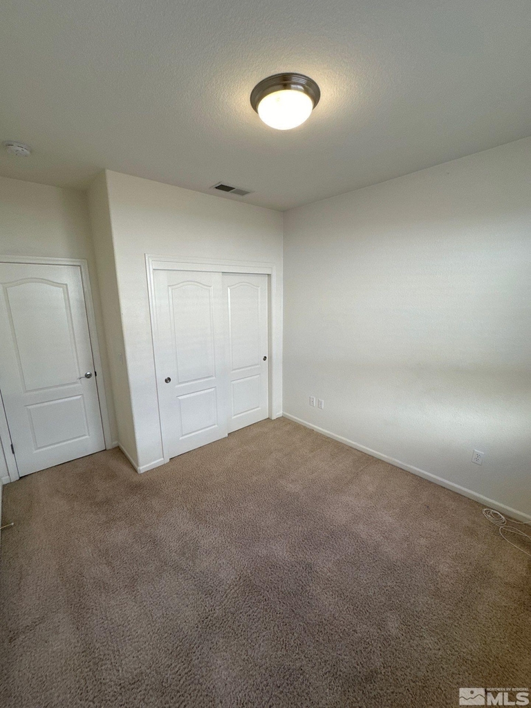 480 Haleb Ct. - Photo 15