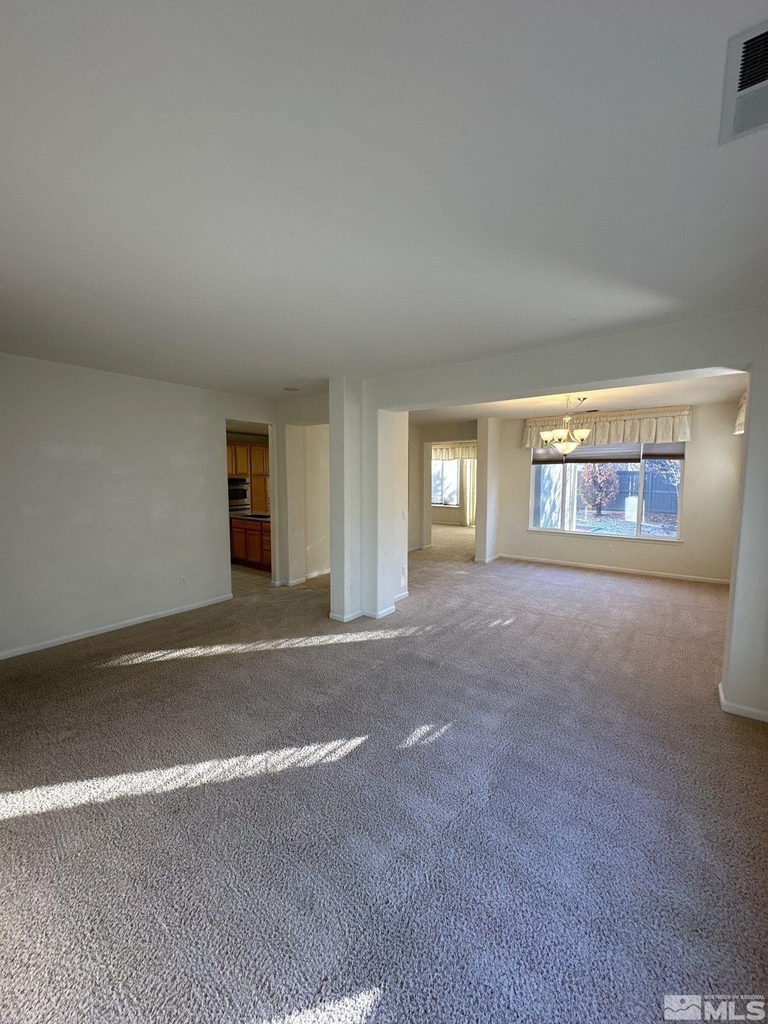 480 Haleb Ct. - Photo 4