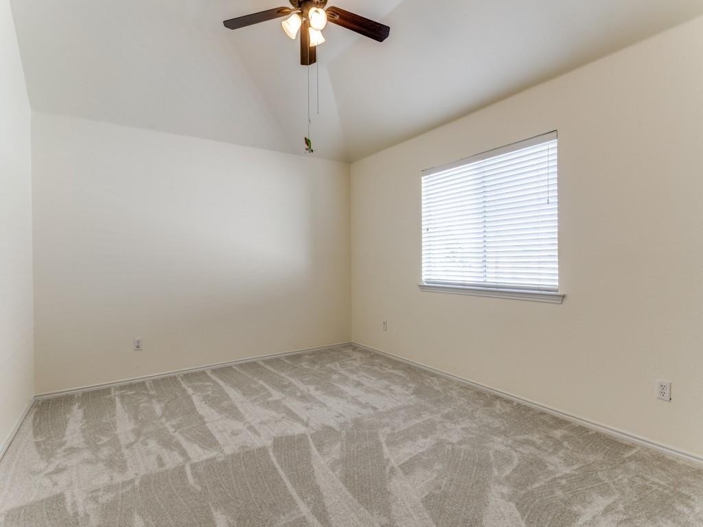 804 Summit Pointe - Photo 18