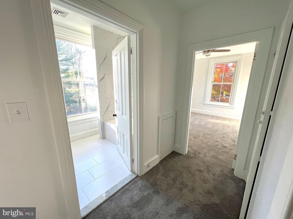 622 Berwyn Avenue - Photo 17