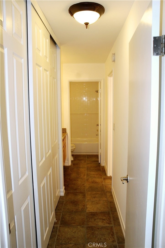 11645 Montana Avenue - Photo 9