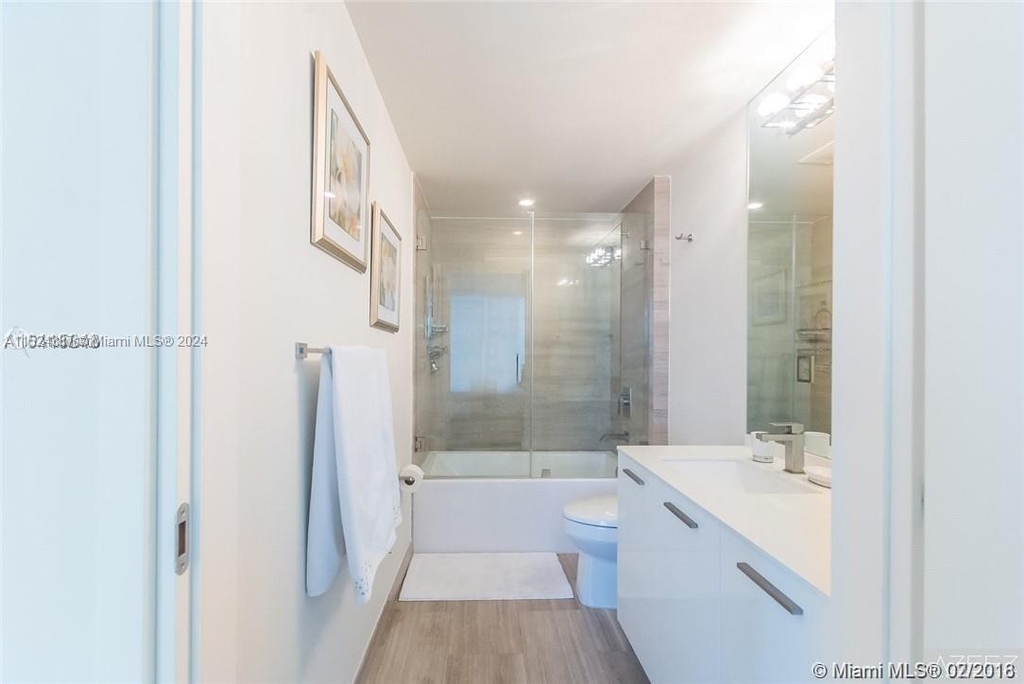 1300 Brickell Bay Dr - Photo 15