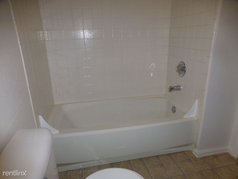 3026 North Prospect Street, Apt. E E - Photo 11