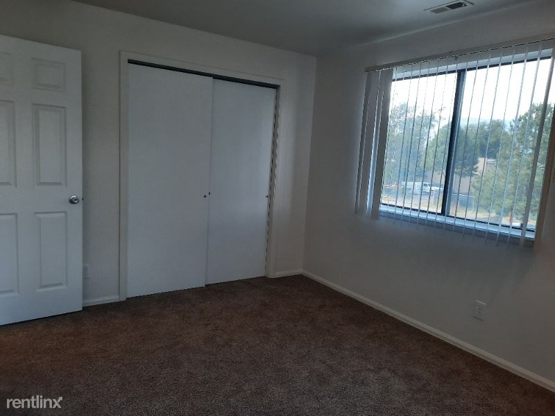 3026 North Prospect Street, Apt. E E - Photo 15