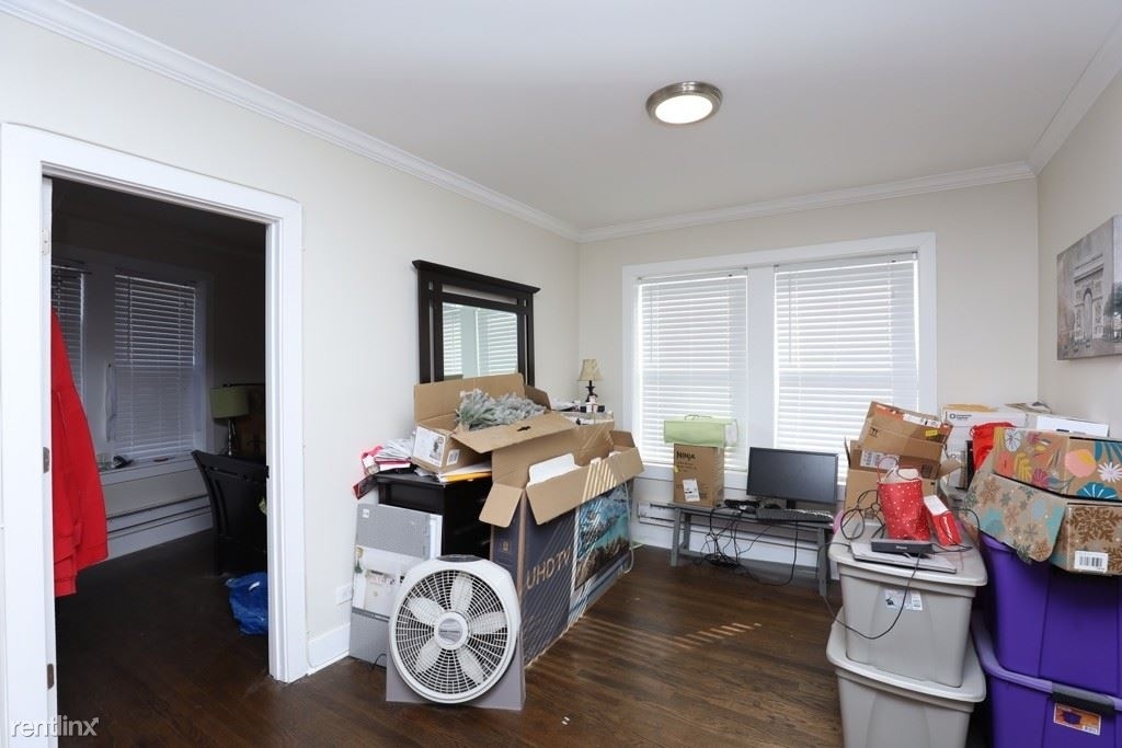 4216 N. Clark, Unit 7 - Photo 7