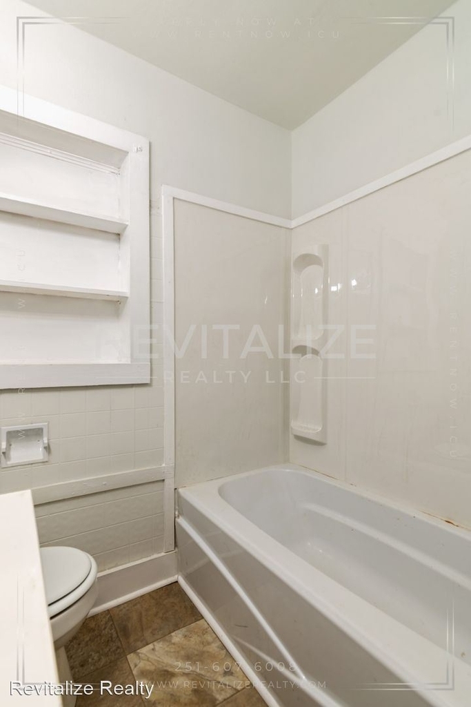 508 Avondale Ct - Photo 14