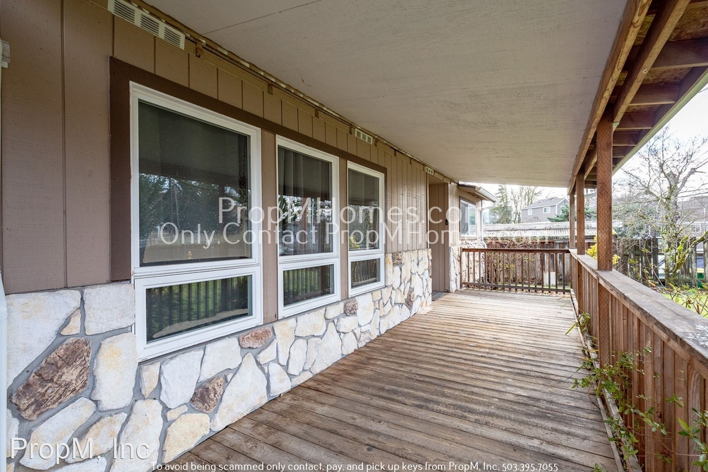 10320 Sw 90th Avenue - Photo 2