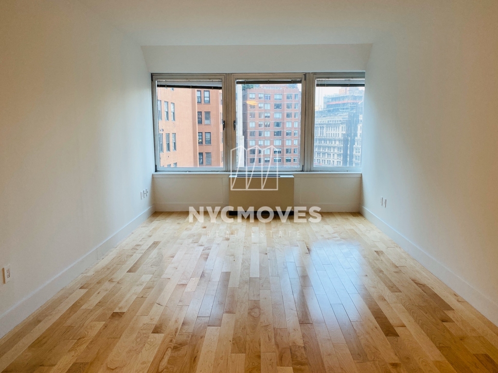 Water Street, New York - Photo 15