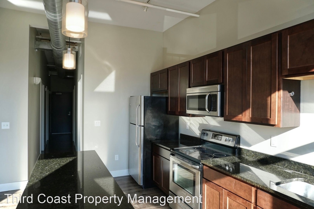 855 Michigan Street - Photo 9