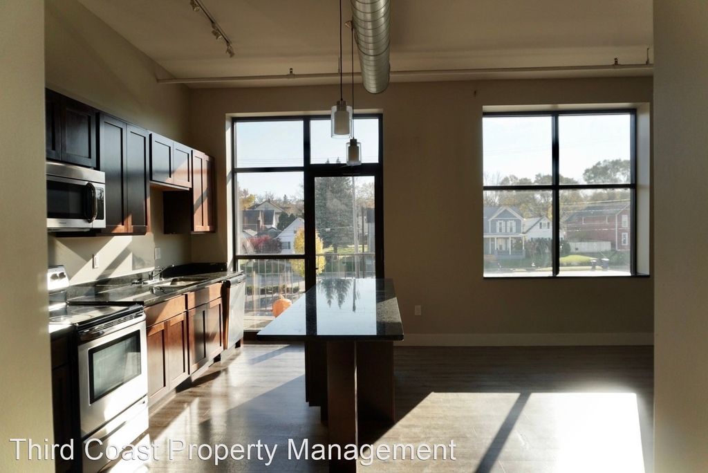 855 Michigan Street - Photo 8