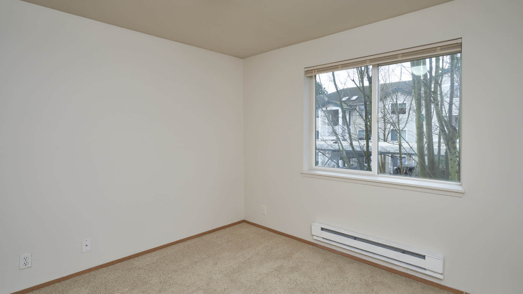 16619 Larch Way - Photo 32