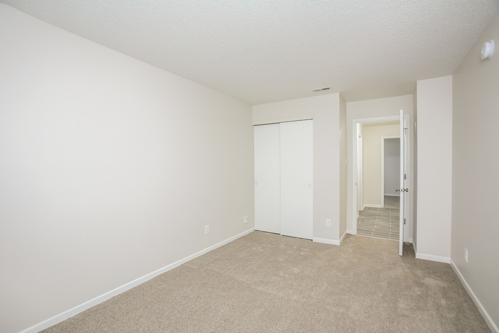 1377 Redwood Drive - Photo 11