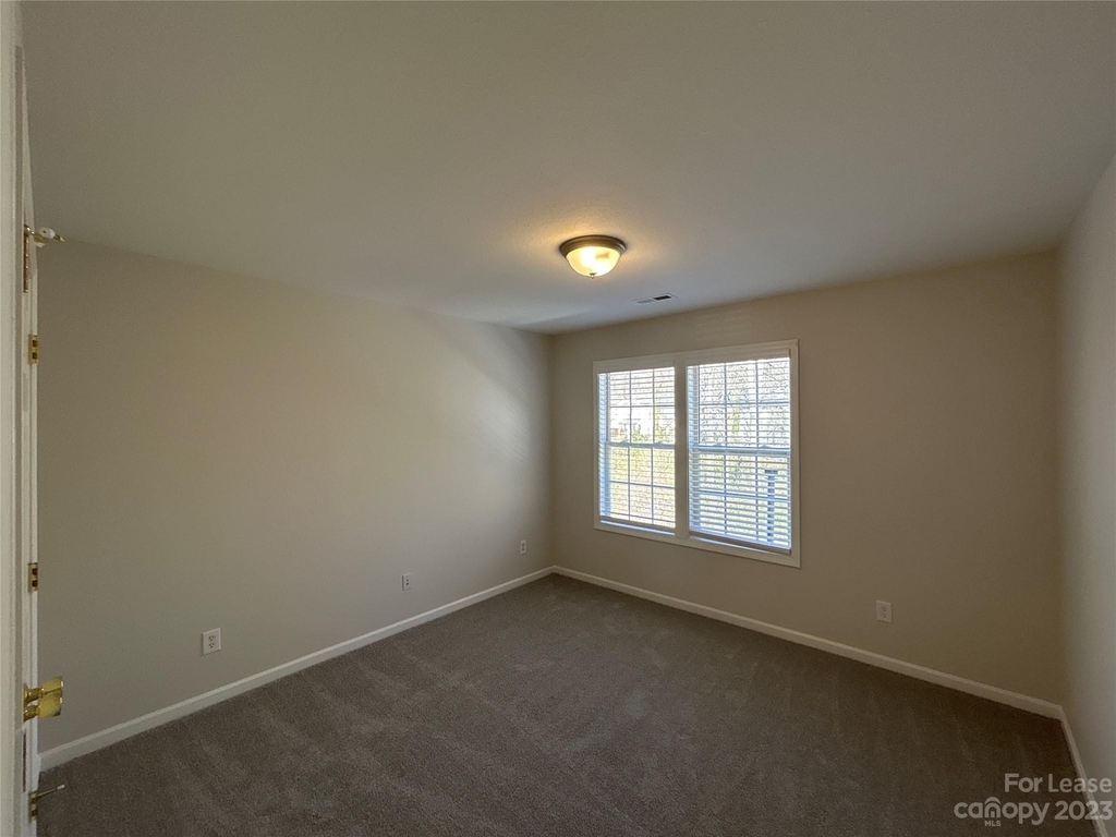 1751 Holliford Court - Photo 14