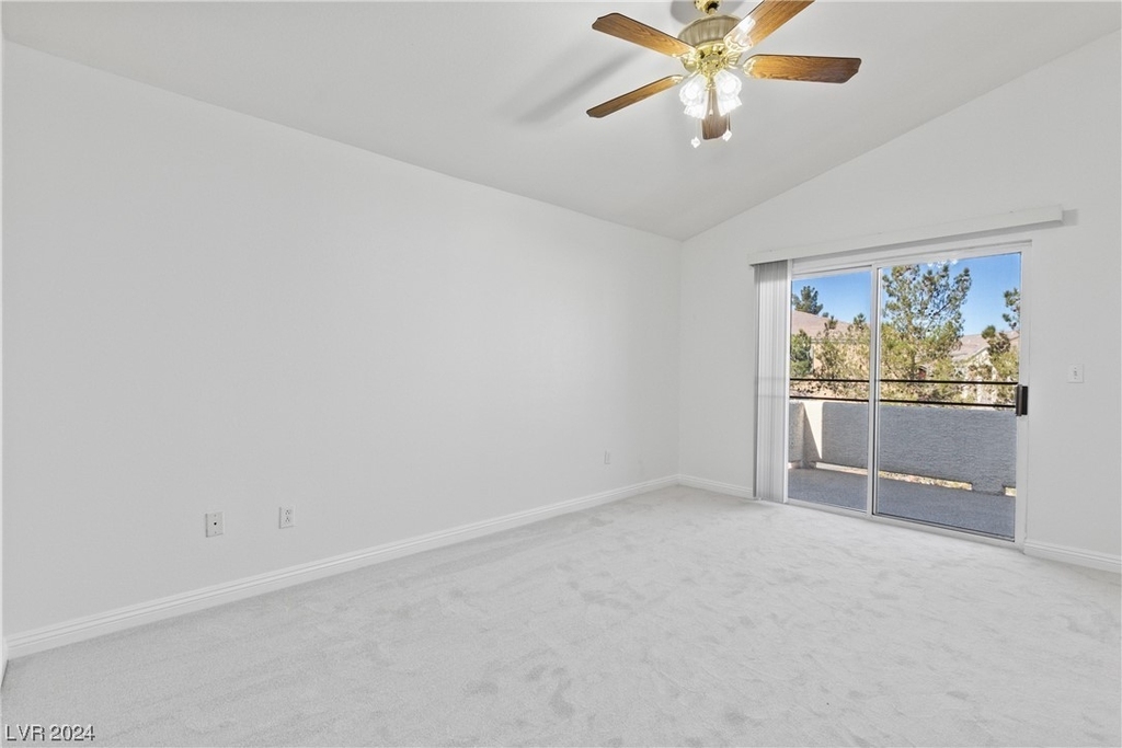 9475 Soloshine Street - Photo 19