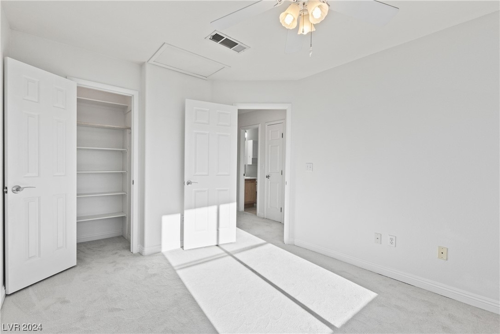 9475 Soloshine Street - Photo 14