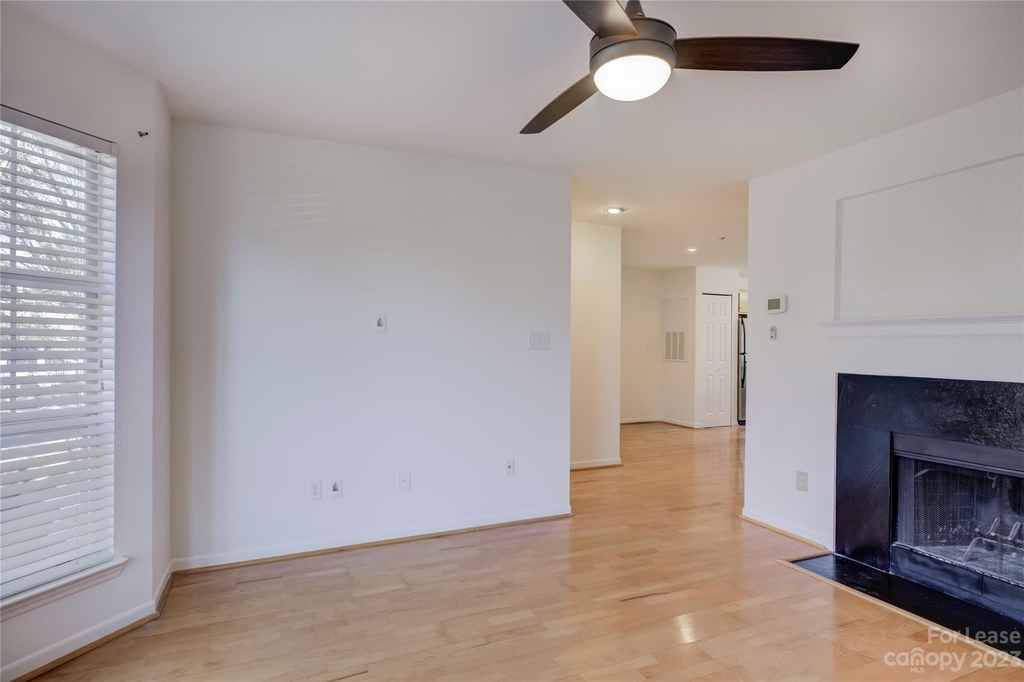 501 Olmsted Park Place - Photo 12