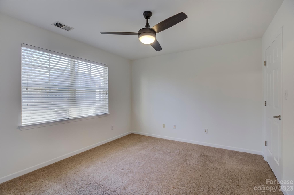 501 Olmsted Park Place - Photo 24