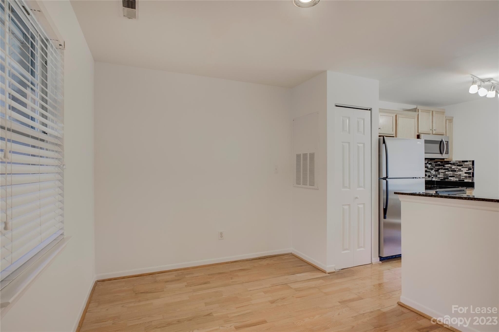 501 Olmsted Park Place - Photo 14