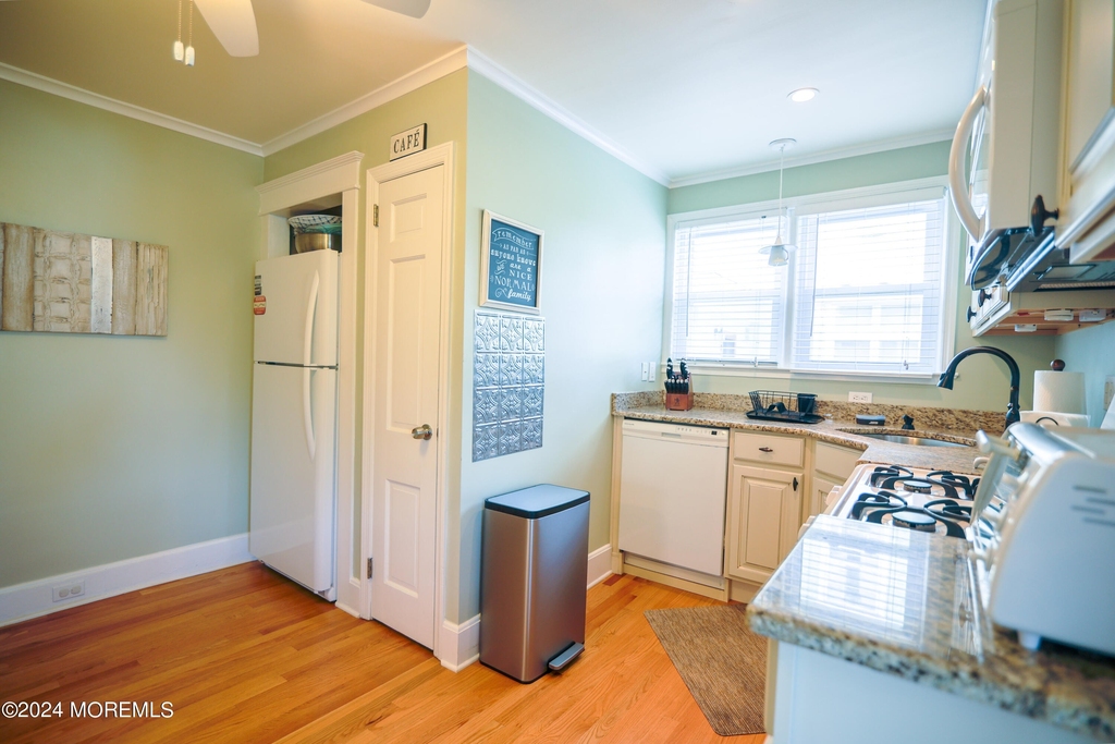 217 Atlantic Avenue - Photo 9