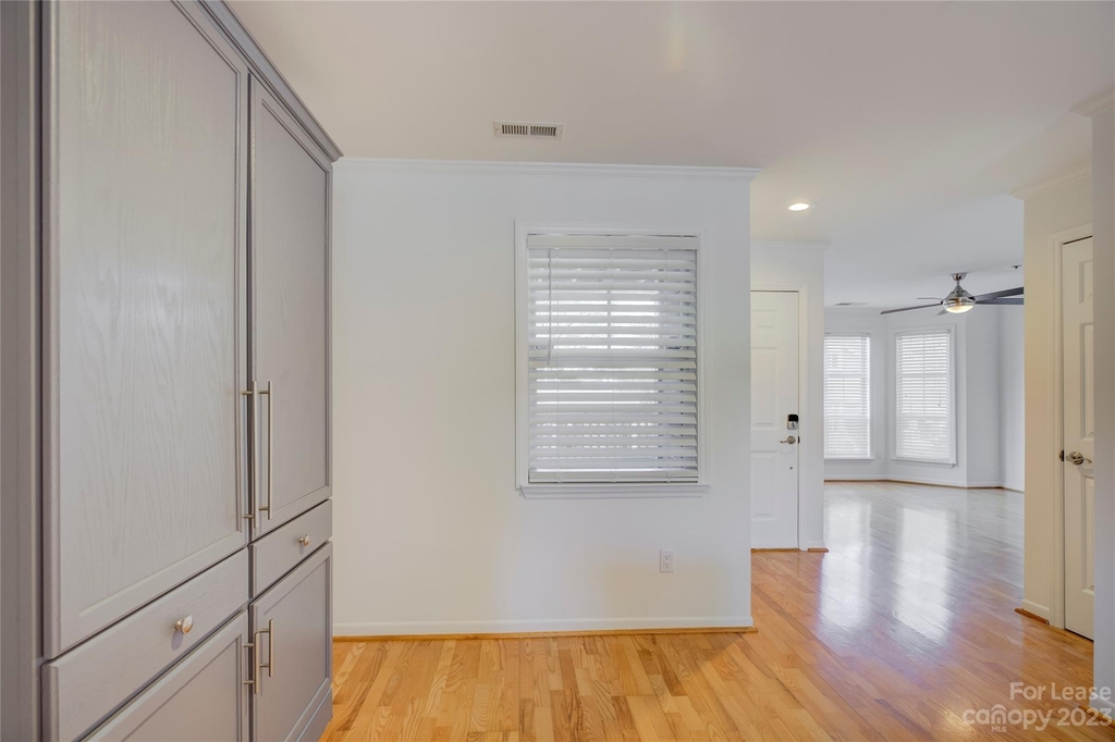 501 Olmsted Park Place - Photo 14