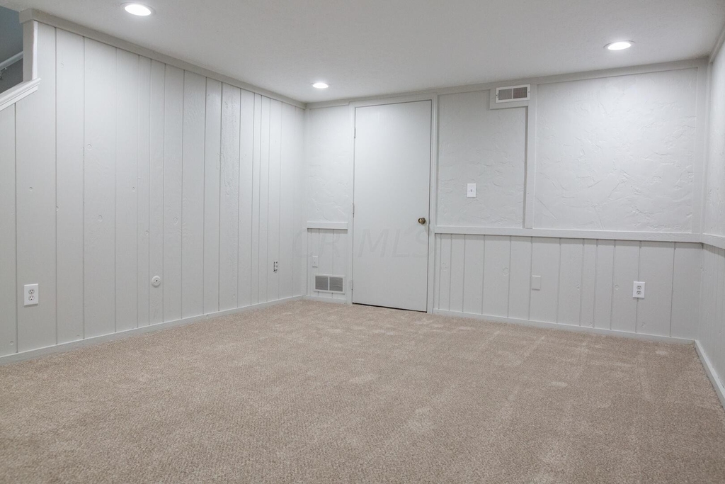 7778 Deercrest Court - Photo 25