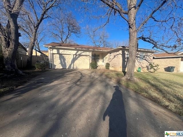 3305 Lake Travis Avenue - Photo 1