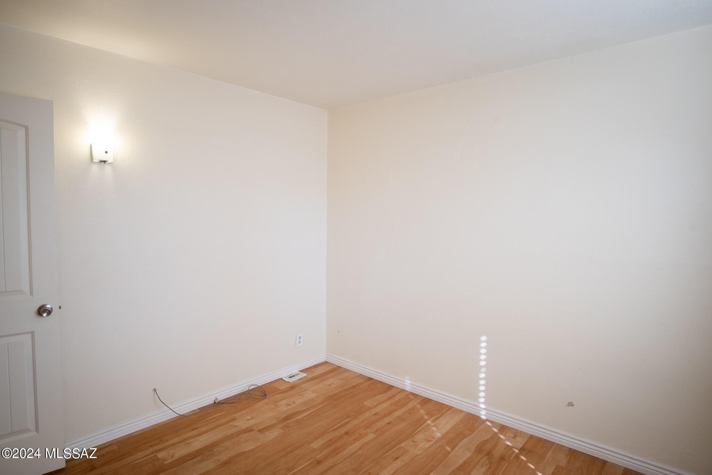 1009 S Duquesne Drive - Photo 18