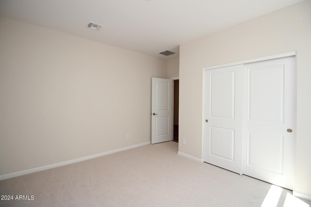 2025 E Piedmont Place - Photo 7