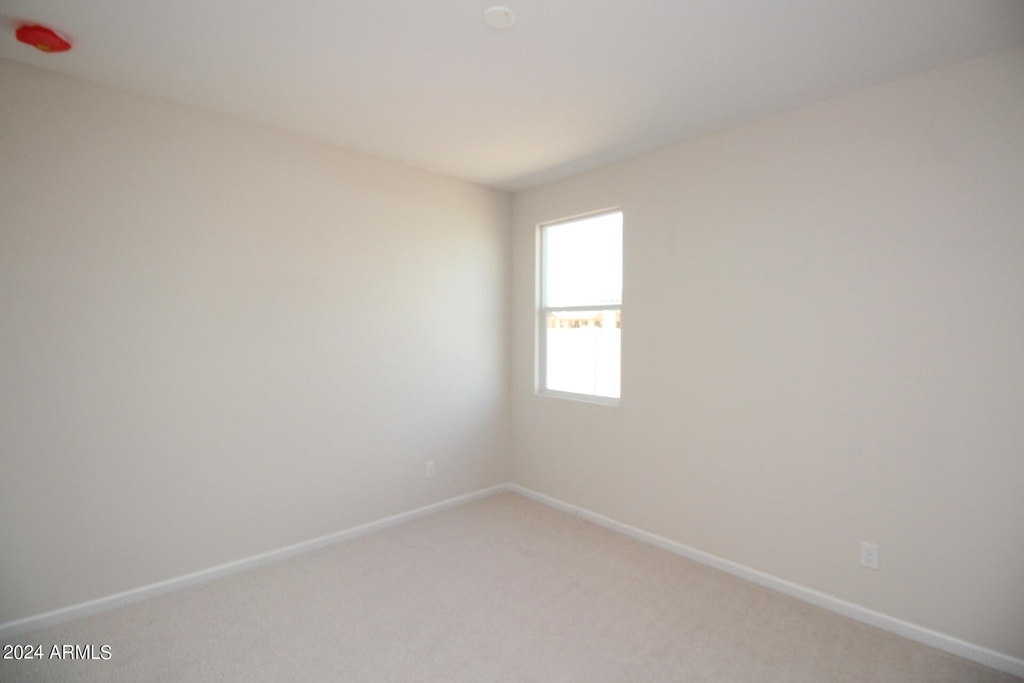 2025 E Piedmont Place - Photo 8